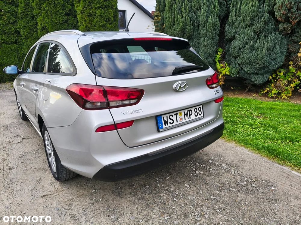 Hyundai i30 i30cw 1.4 Fifa World Cup Edition - 5