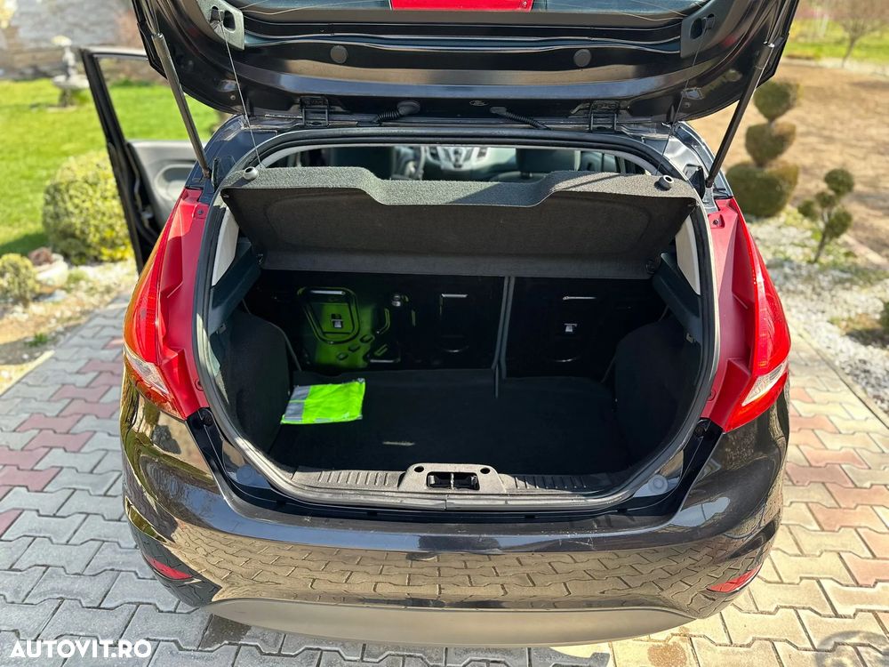 Ford Fiesta 1.25 Ambiente - 17