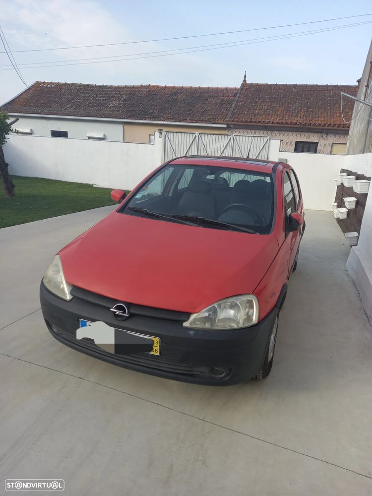 Opel Corsa 1.2 16V Confort - 1
