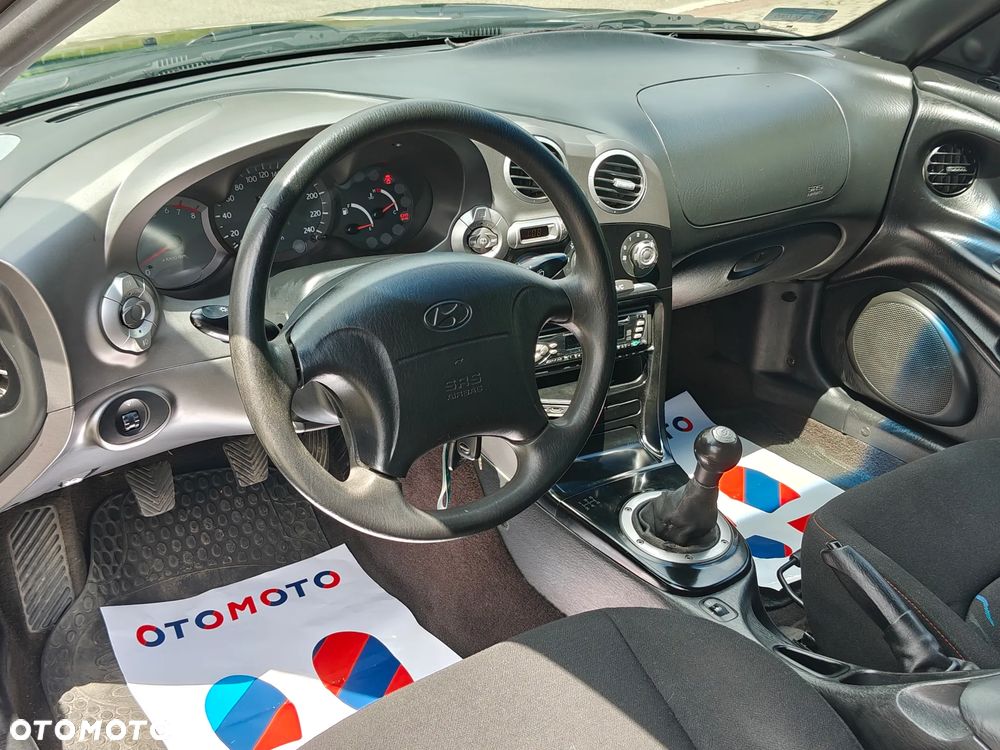Hyundai Coupe - 18