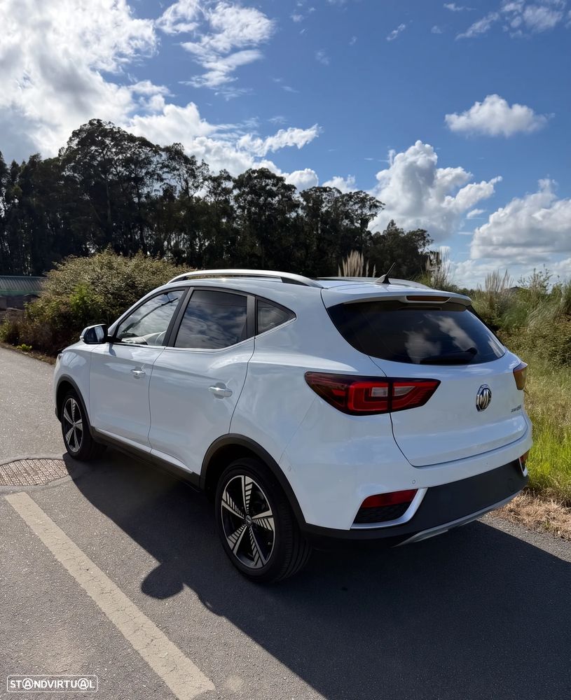 MG ZS Luxury - 4