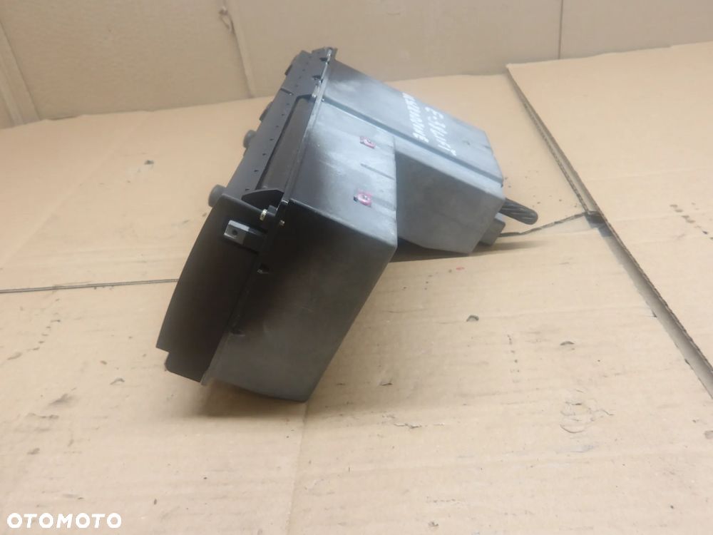 BMW E38 LIFT RADIO USZKODZONE 65528374914B - 4