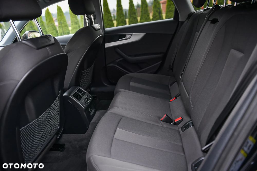 Audi A4 Avant 40 TDI quattro S tronic - 22