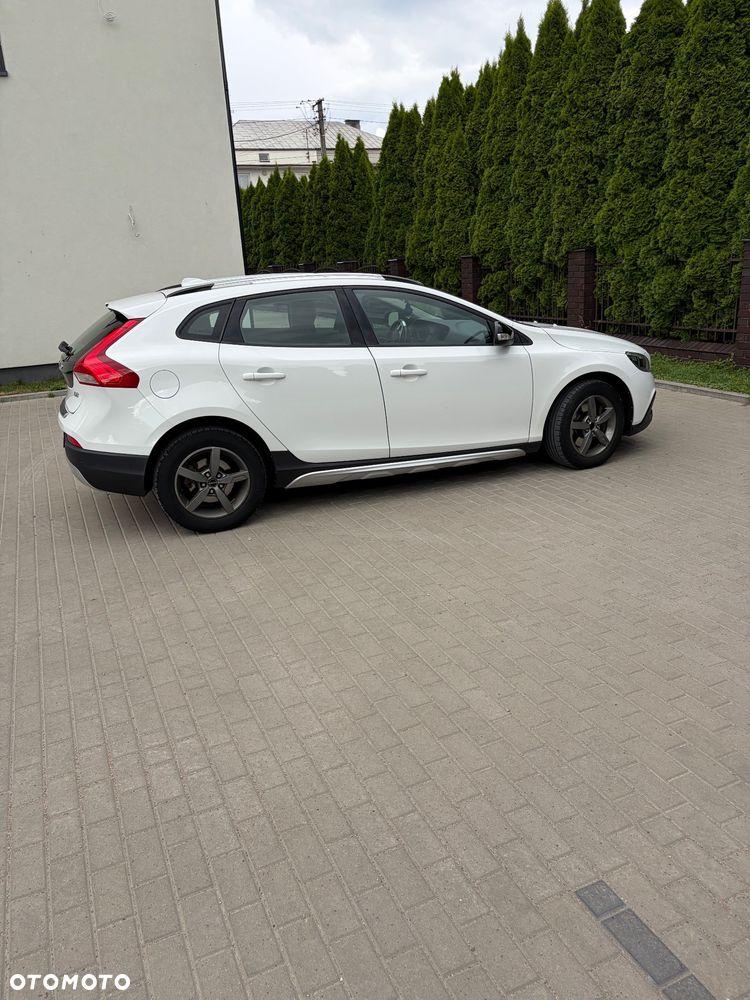 Volvo V40 Cross Country D2 Drive-E SCR Momentum - 8