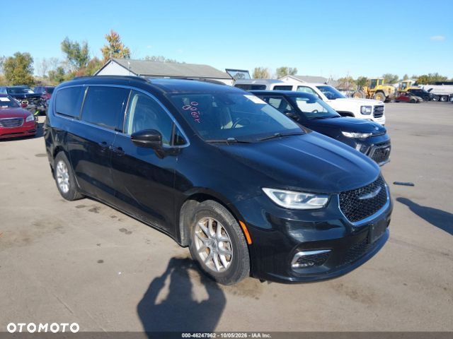 Chrysler Pacifica - 1