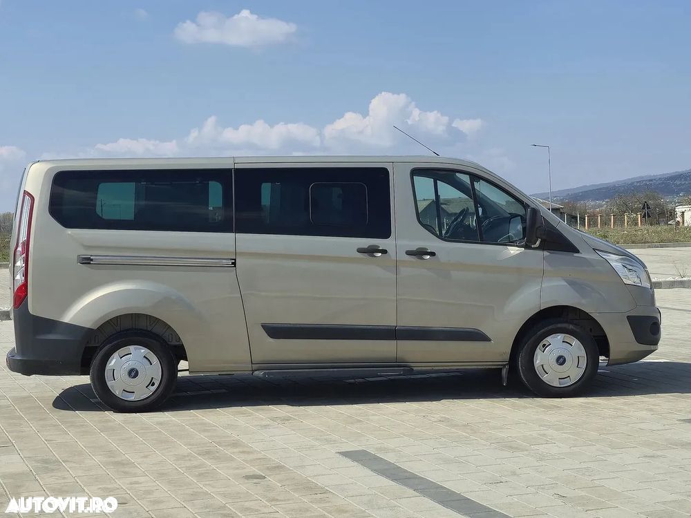 Ford Tourneo Custom 300 L1H1 VA Titanium - 23