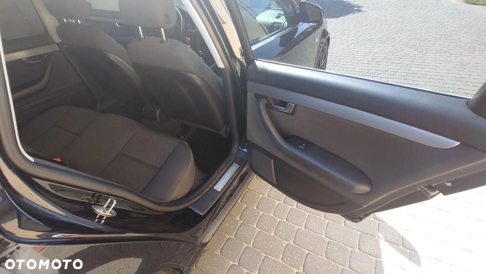 Audi A4 Avant 1.8T - 12