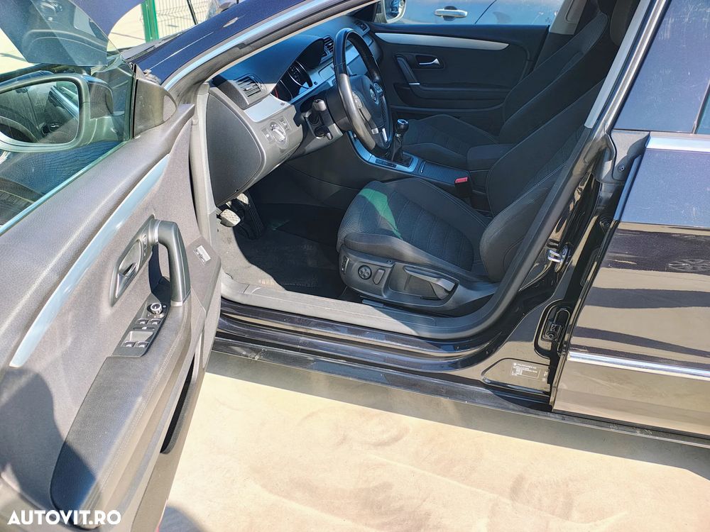 Volkswagen Passat 2.0 TDI BlueMotion Technology Exclusive - 9