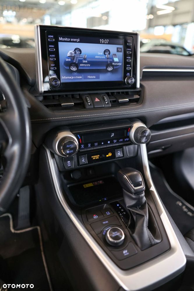 Toyota RAV4 - 22