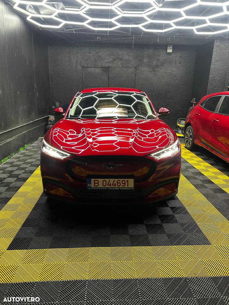 Ford Mustang Mach-E RWD Extended Range 216 kW Base - 5