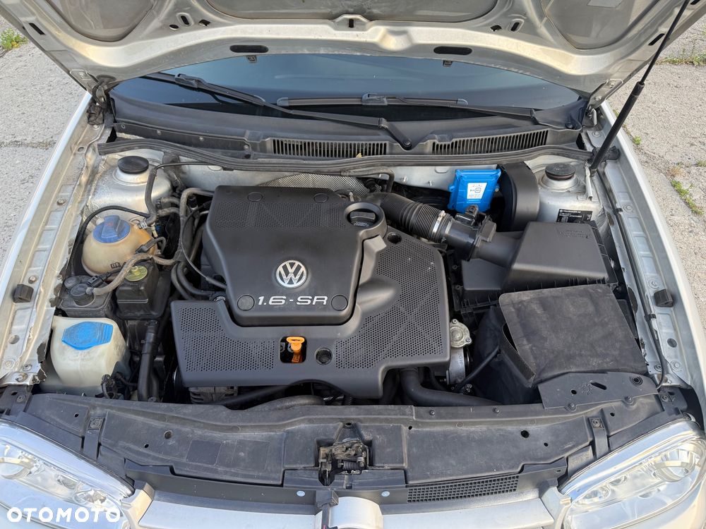 Volkswagen Golf 1.6 Highline - 8