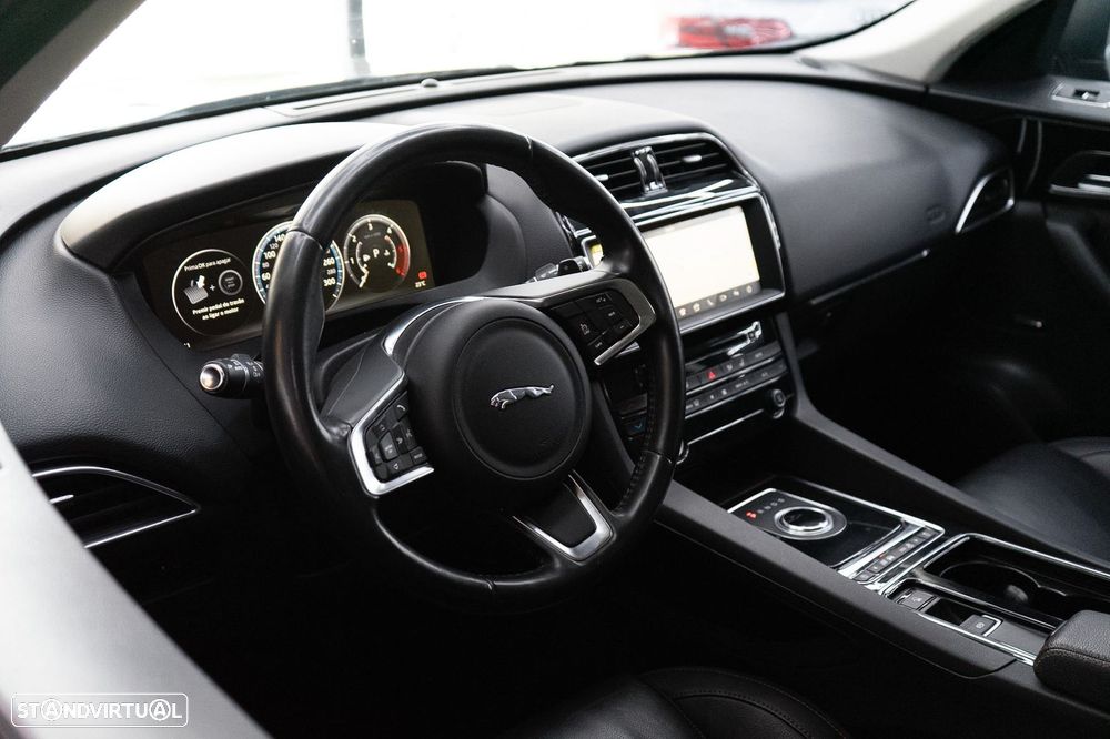 Jaguar F-Pace 20d AWD Aut. R-Sport - 5