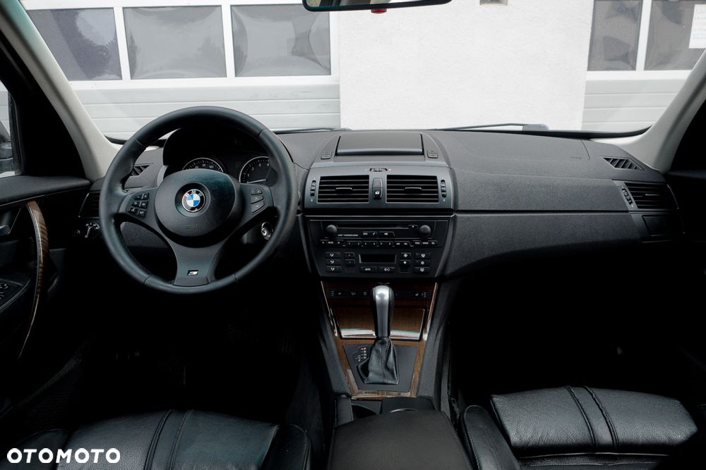 BMW X3 3.0i - 33