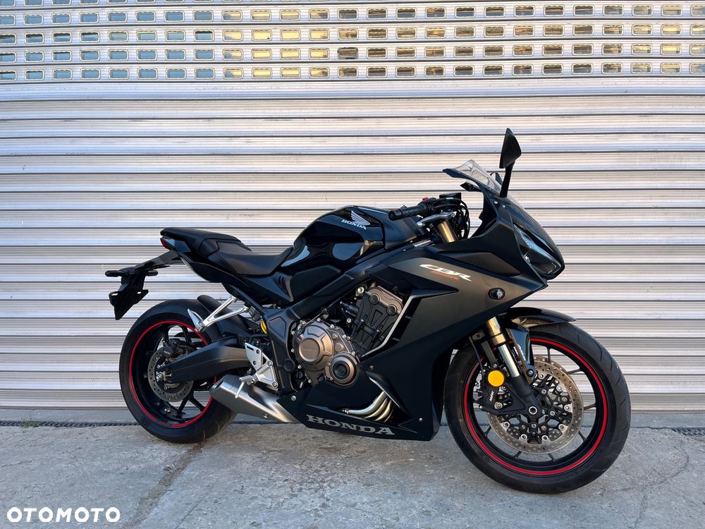 Honda CBR - 23