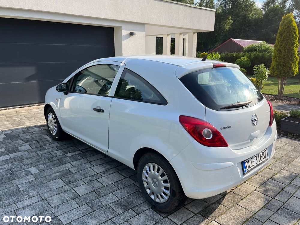 Opel Corsa - 4
