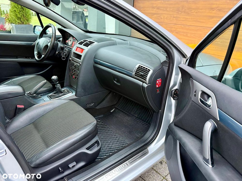 Peugeot 407 - 21
