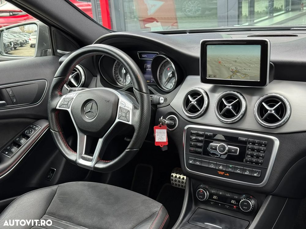 Mercedes-Benz GLA 220 CDI 4Matic 7G-DCT AMG Line - 18