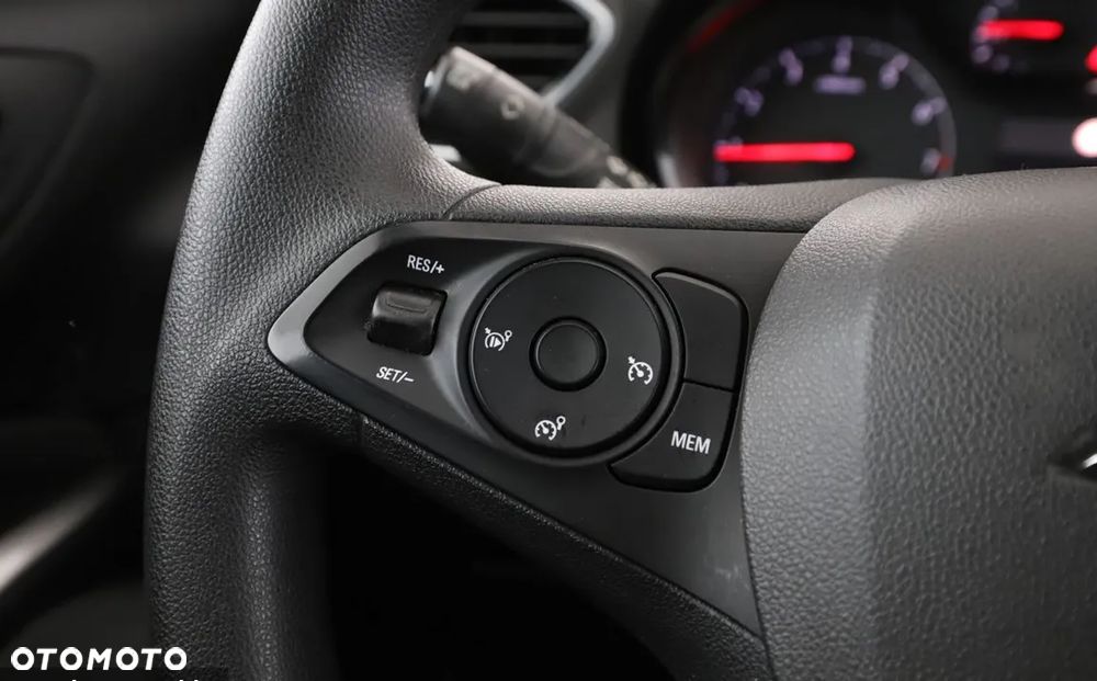 Opel Grandland X 1.2 Start/Stop Business Edition - 26