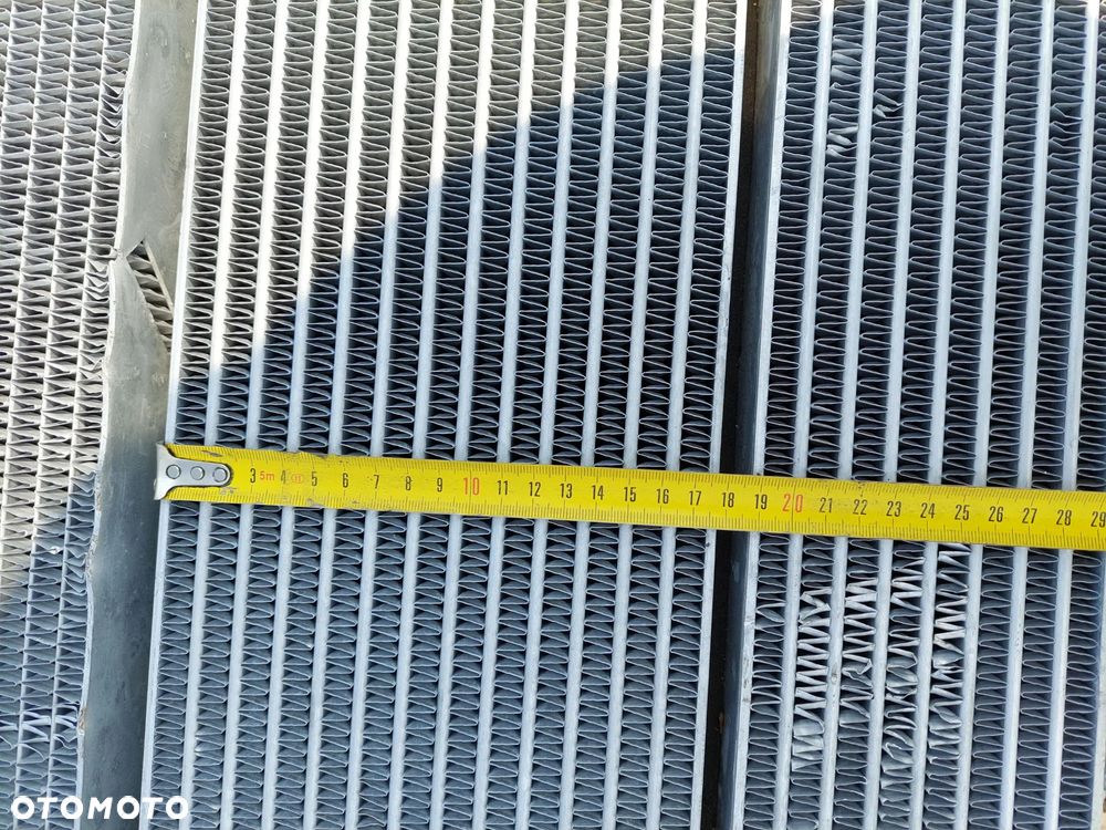 Chłodnica cieczy oleju wody zespół chłodnic intercooler Manitou MLT 733, 933, 1033 630, 730 - 18