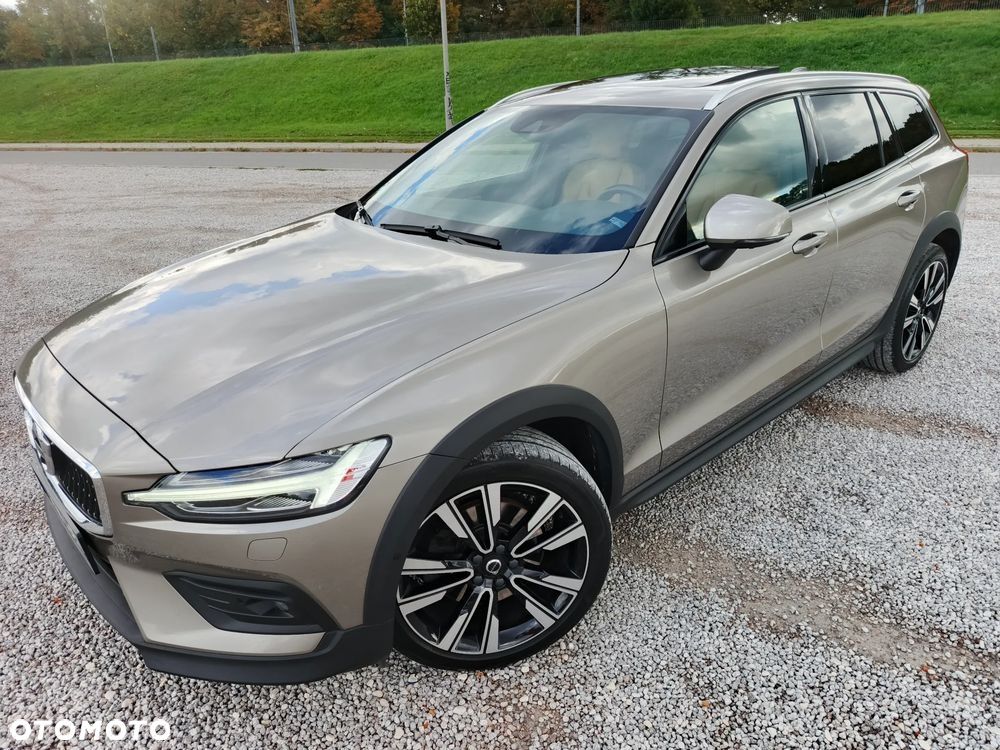 Volvo V60 Cross Country