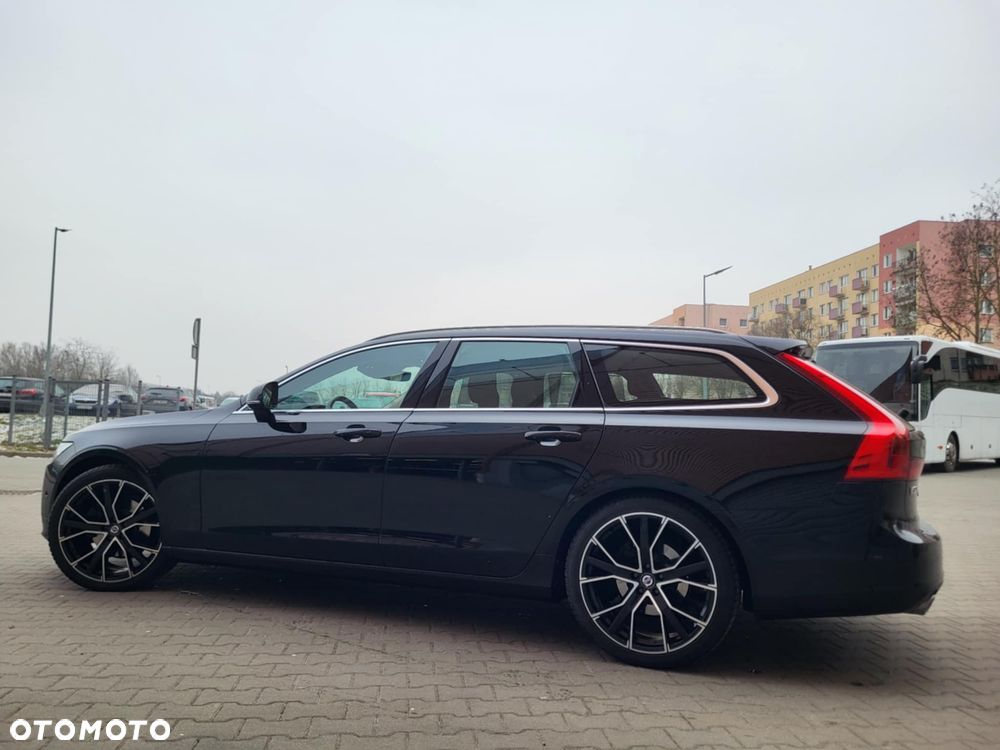 Volvo V90 B4 D Geartronic Momentum - 24