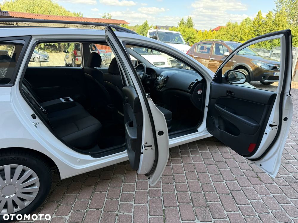 Hyundai i30 i30cw 1.4 Edition Plus - 32
