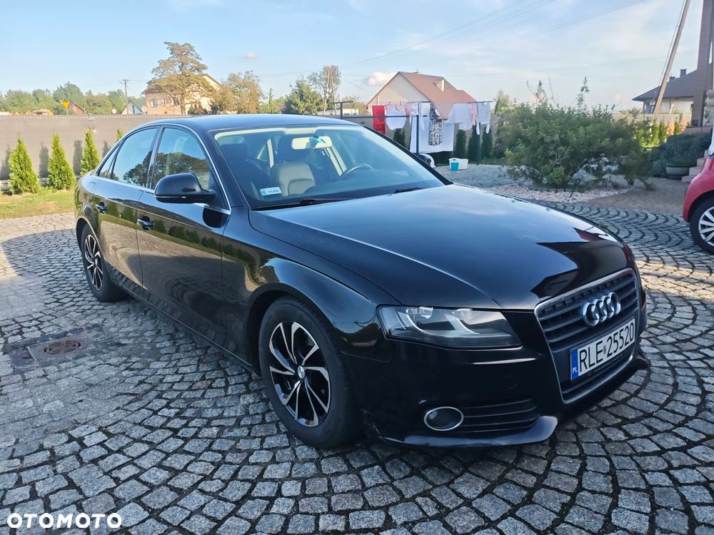 Audi A4 Limousine - 2
