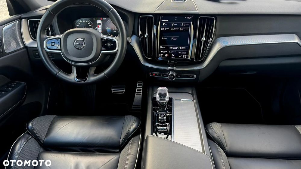 Volvo XC 60 T6 Plug-In Hybrid AWD R-Design - 14