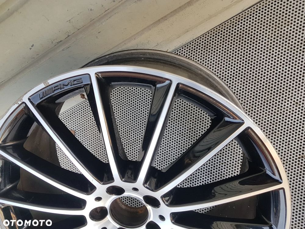 Mercedes W213 E AMG Felga 8x20 ET43 - 4