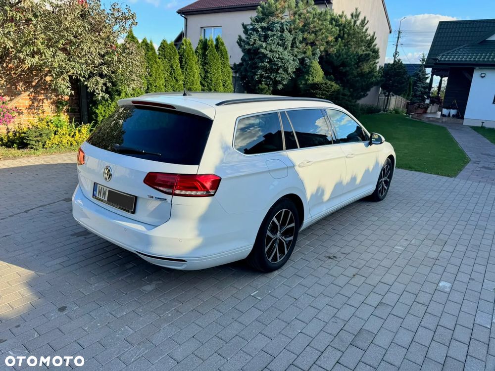Volkswagen Passat - 8