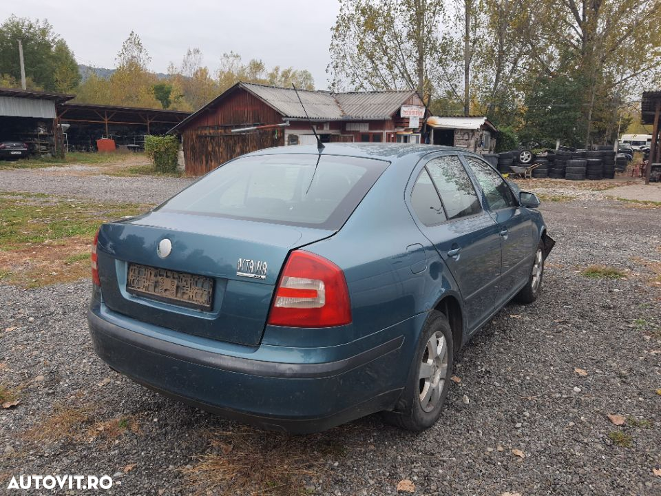 Motor + Cutie Viteza Skoda Octavia 2   1.6 FSI avariata ,avariat - 3