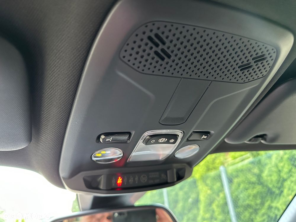 Peugeot 2008 1.2 PureTech Allure Pack S&S - 36