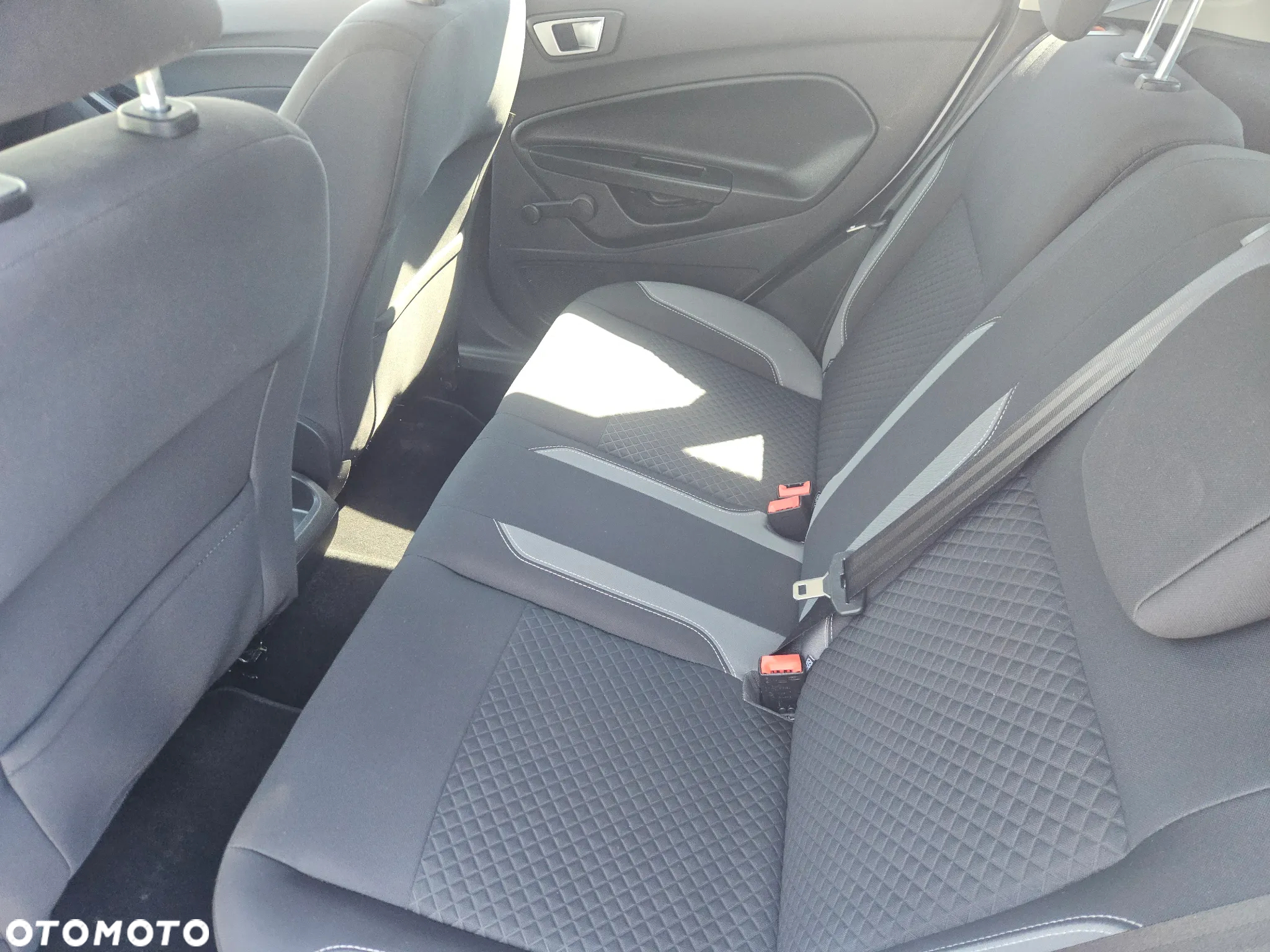 Ford Fiesta - 13