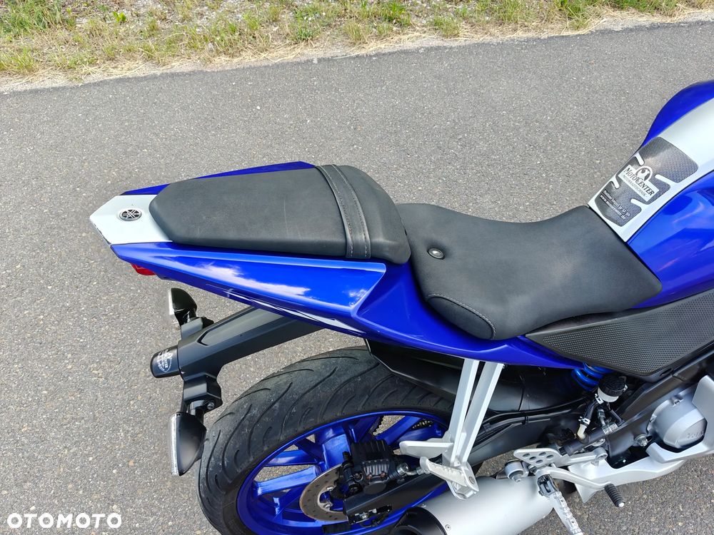 Yamaha YZF - 18