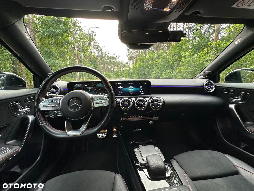 Mercedes-Benz Klasa A 220 d 4-Matic AMG Line 8G-DCT - 10