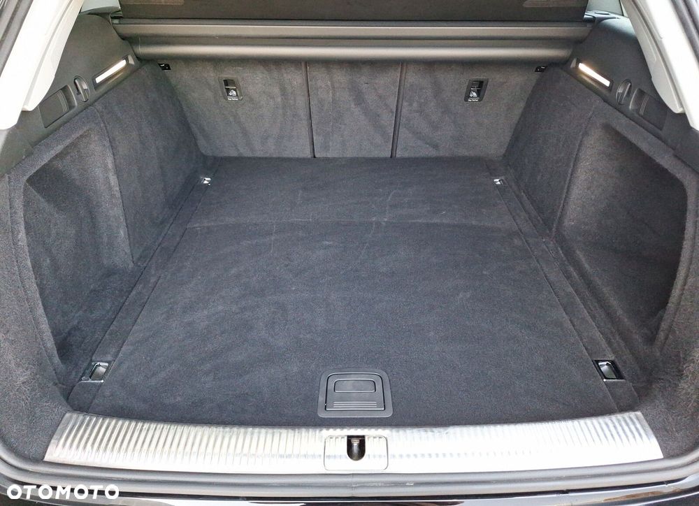 Audi A4 Avant 35 TFSI mHEV S tronic - 19