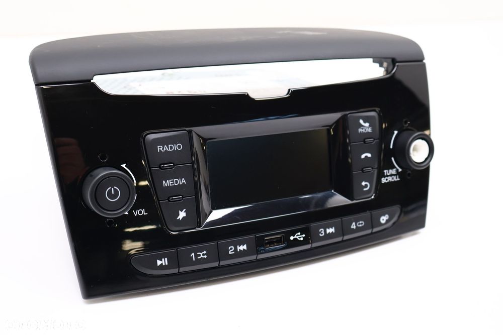 LANCIA YPSILON RADIO '07357167520 - 5