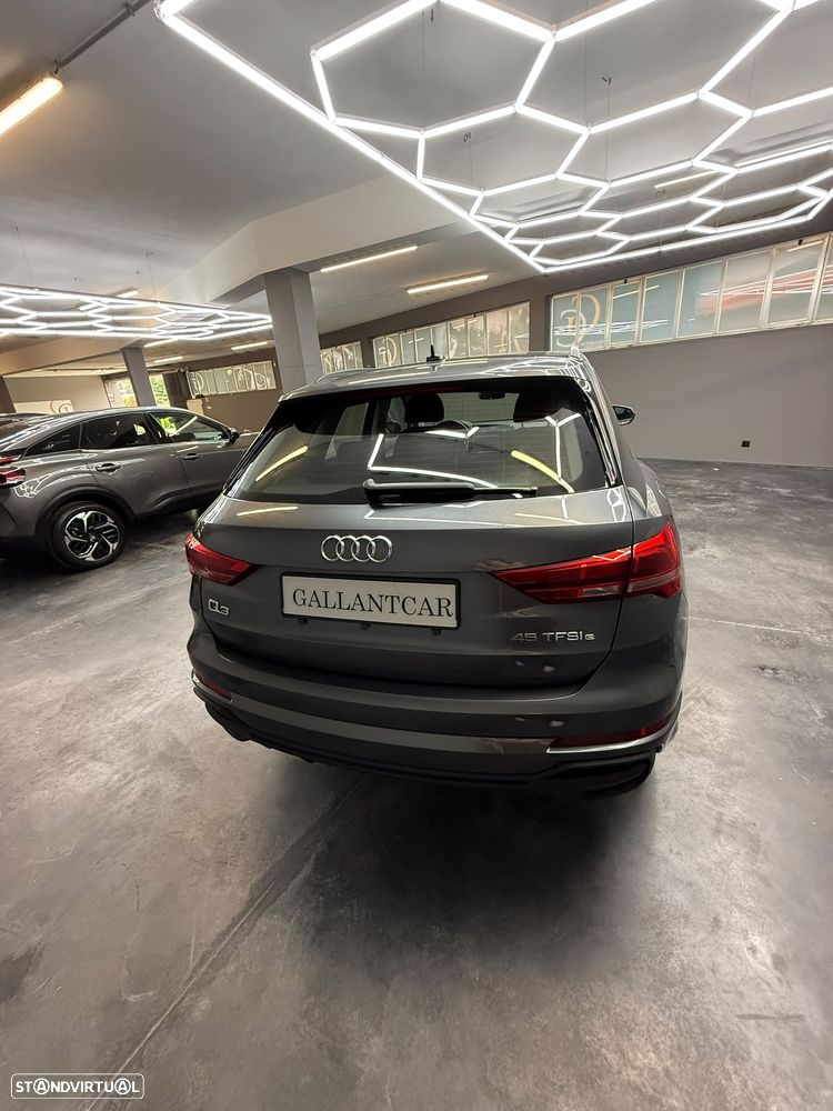 Audi Q3 45 TFSIe S tronic S line - 30