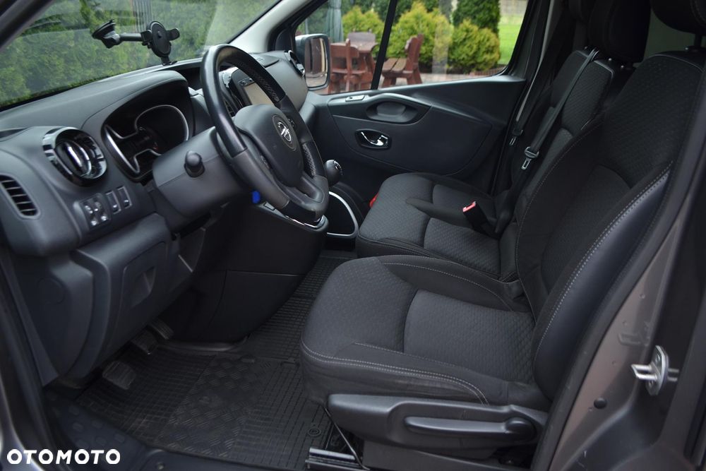Opel Vivaro L2H1 2,9t Elegance Premium - 14