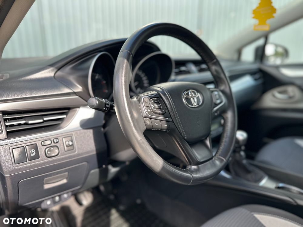 Toyota Avensis Touring Sports 1.6 D-4D Business Edition - 26