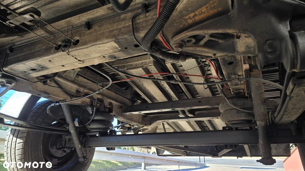 Volkswagen Crafter - 17