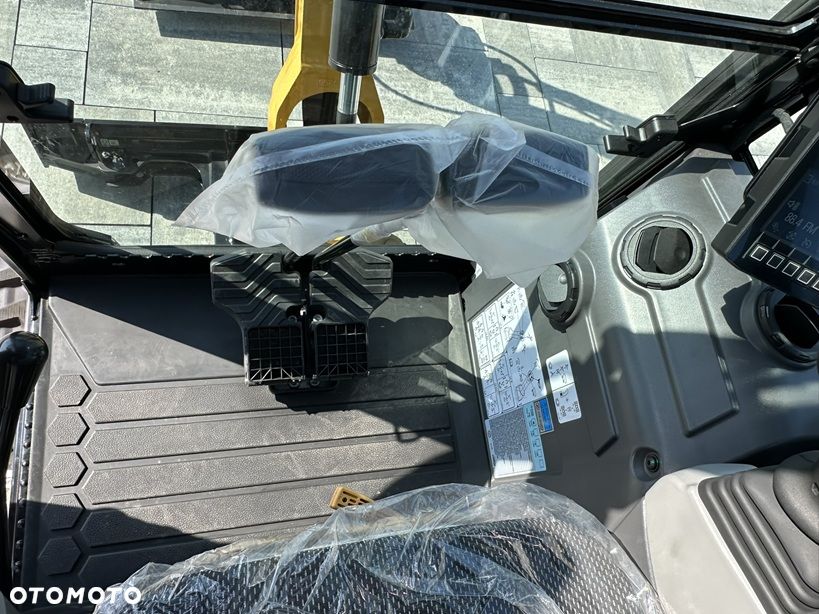 Caterpillar 302 CR - 36