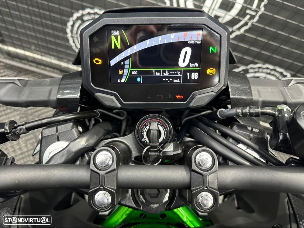 Kawasaki Z 500 SE 2026 - 6