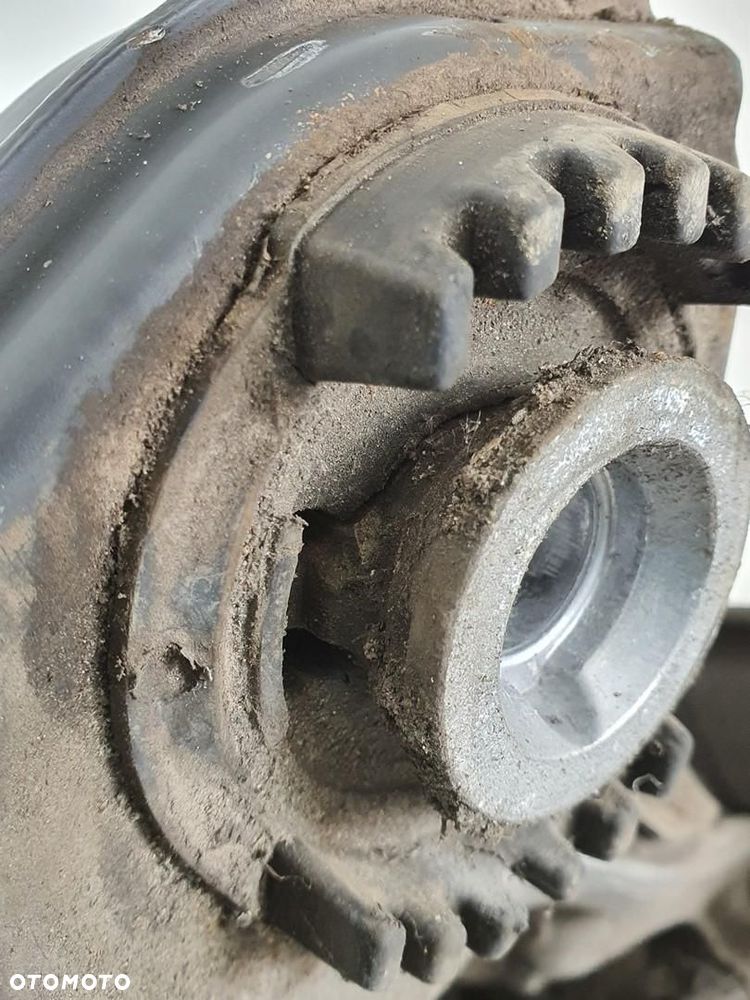 ZAWIESZENIE TYŁ SANKI WÓZEK TYLNA MERCEDES W218 - 9