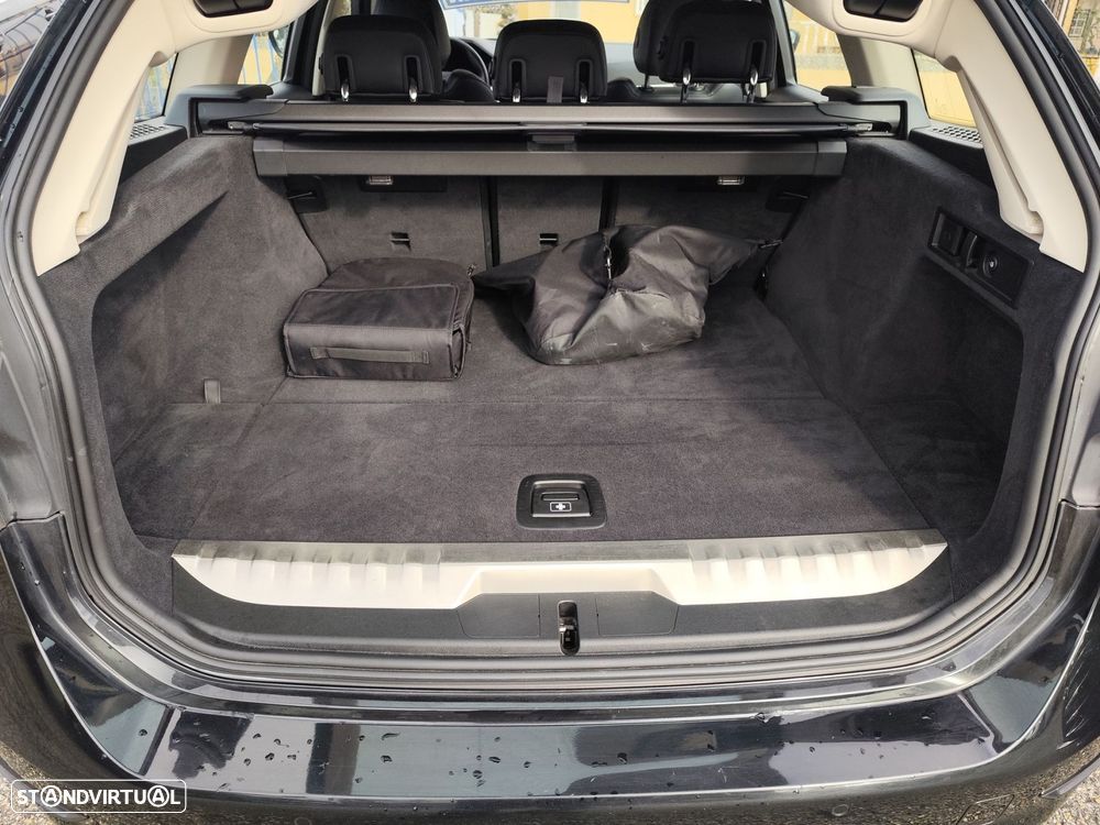 BMW 330 e Line Sport Auto - 19