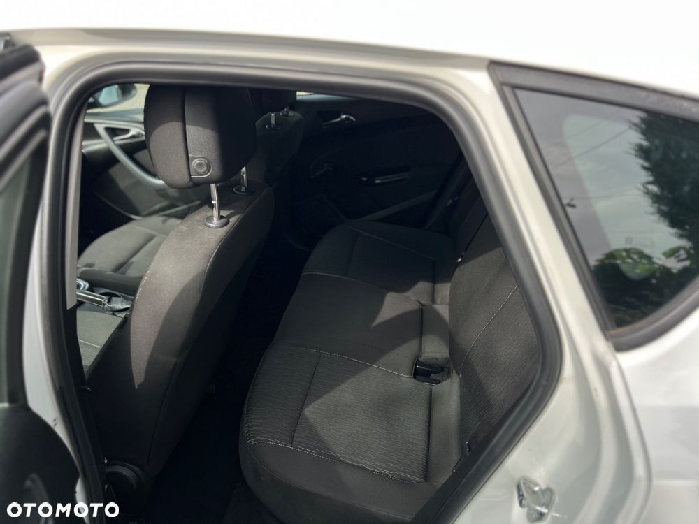 Opel Astra - 11