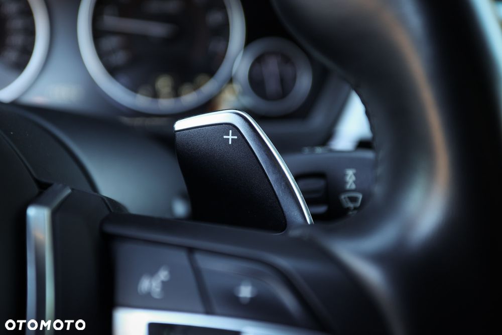 BMW Seria 3 330i M Sport Shadow sport - 37