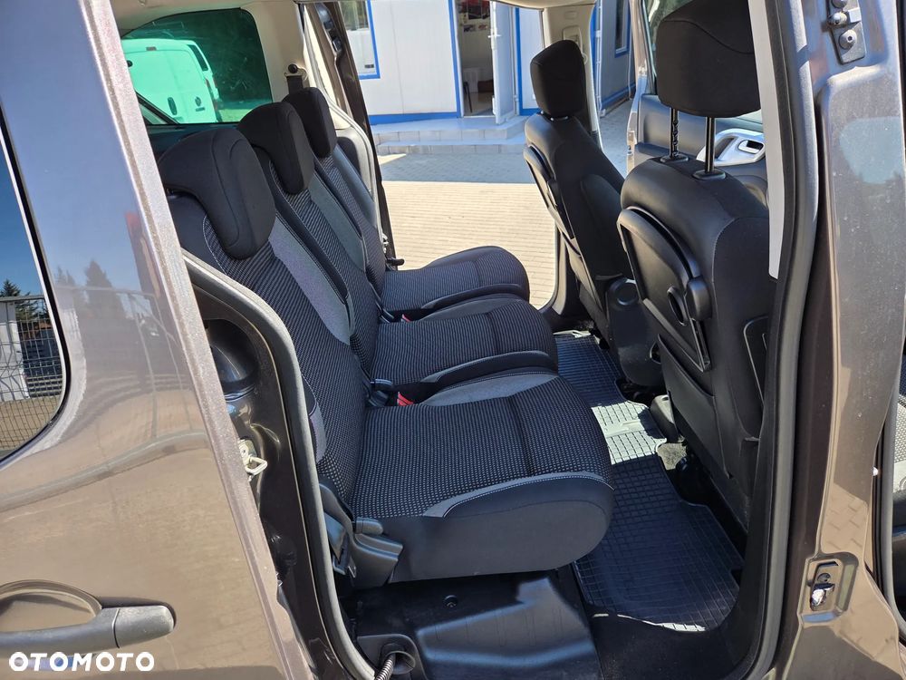 Peugeot Partner 1.6 BlueHDi Outdoor S&S 7os - 23