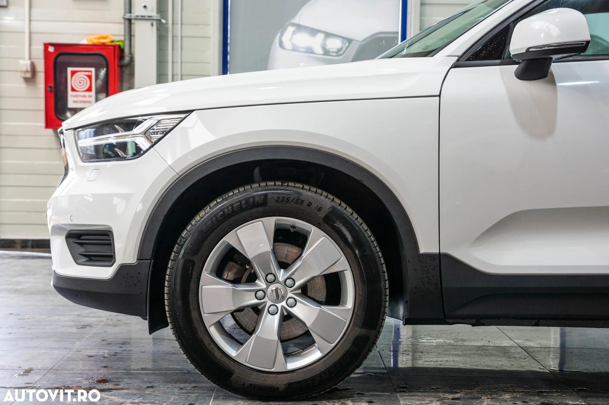 Volvo XC 40 D3 AWD Momentum - 9