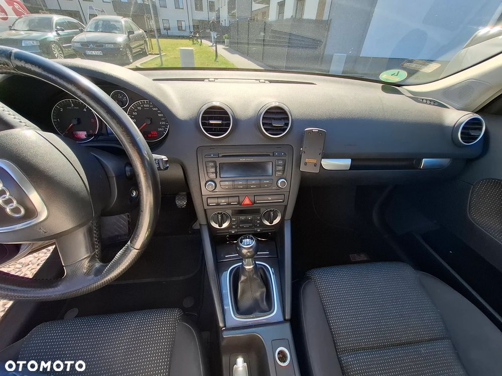 Audi A3 Sportback - 16